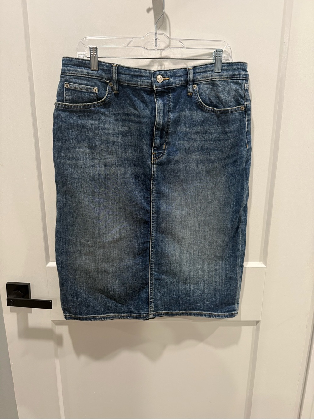 Ralph Lauren Women's Denim Medium Wash Pencil Skirt Size 14